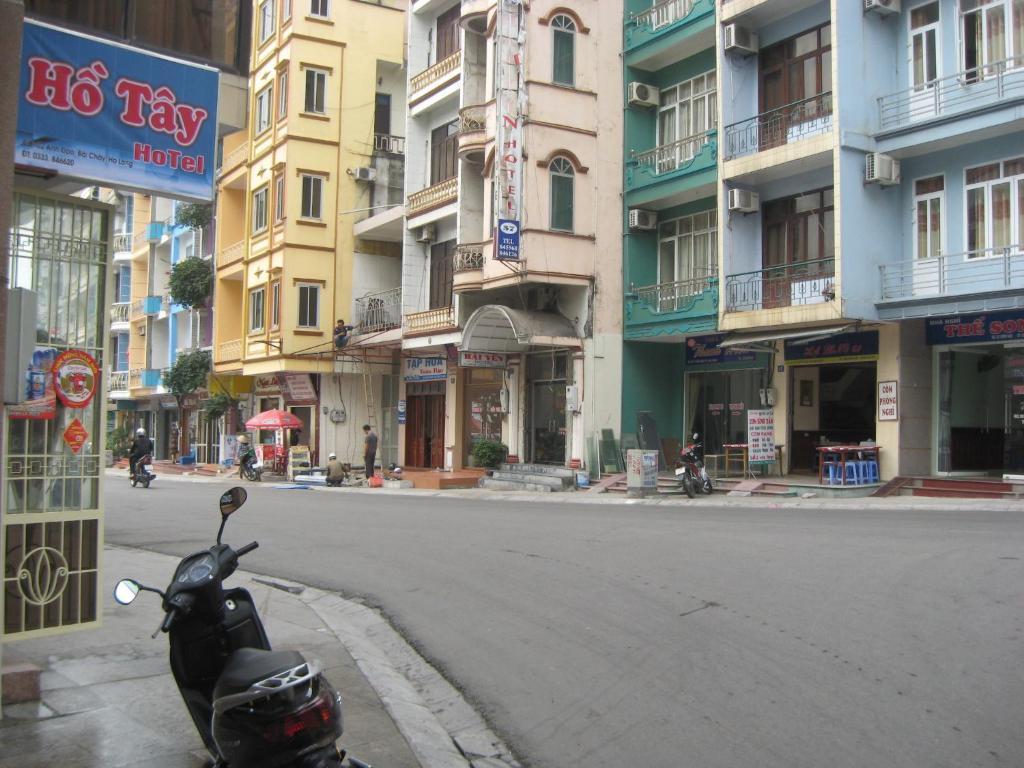 Ho Tay Hotel Ha Long Exteriör bild